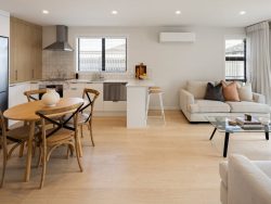 2/10 Maanihi Drive, Rototuna, Hamilton, Waikato, 3210, New Zealand