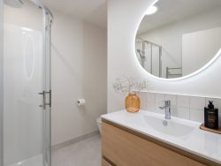 2/10 Maanihi Drive, Rototuna, Hamilton, Waikato, 3210, New Zealand