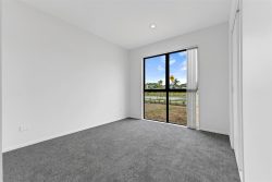 104 Mataikokako Loop, Kawakawa Bay, Manukau City, Auckland, 2585, New Zealand