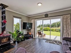 2 Neva Street, Fortrose, Southland, 9875, New Zealand