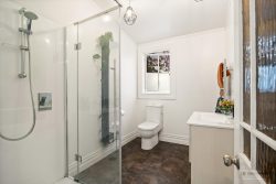 124 Rimmer Road, Helensville, Auckland, 0875, New Zealand