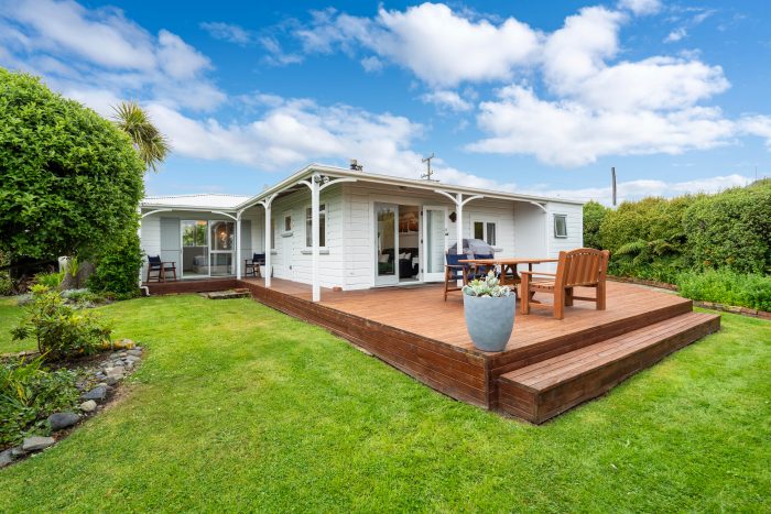 9 Seaforth Street, Karitane, Dunedin, Otago, 9471, New Zealand