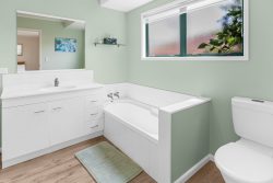 42 Highfields Drive, Katikati, Western Bay Of Plenty, Bay Of Plenty, 3129, New Zealand