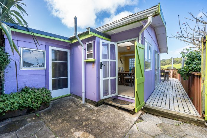 63 Sea View Road, Baylys Beach, Kaipara, Northland, 0377, New Zealand