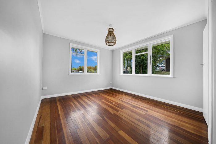 73 TE PUEA AVENUE, Meremere, Waikato, 2474, New Zealand