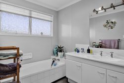 24 Cassandra Street, Stratford, Taranaki, 4332, New Zealand