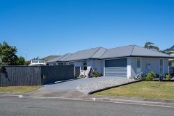 9 Vining Crescent, Stoke, Nelson, Nelson / Tasman, 7011, New Zealand