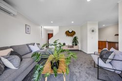 6/61A Birkdale Road, Birkdale, North Shore City, Auckland, 0626, New Zealand