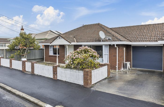 32B Grove Street, Saint Kilda, Dunedin, Otago, 9012, New Zealand