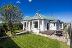 17 Carnarvon Street, Belleknowes, Dunedin, Otago, 9011, New Zealand