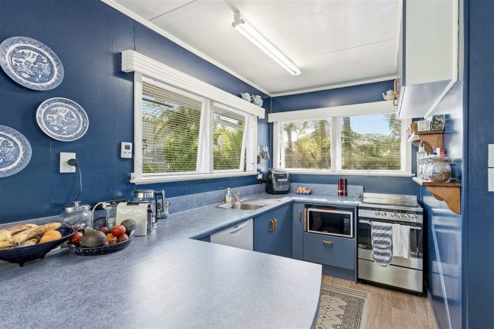 5 Edinburgh Street, Takaka, Tasman, Nelson / Tasman, 7110, New Zealand