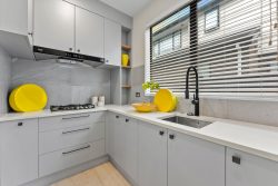 10 Keel Street, Long Bay, North Shore City, Auckland, 0630, New Zealand