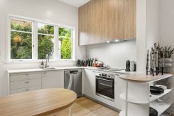 33 Sentinel Road, Herne Bay, Auckland, 1011, New Zealand