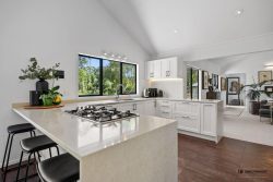 44 Hardens Lane, Paremoremo, North Shore City, Auckland, 0632, New Zealand