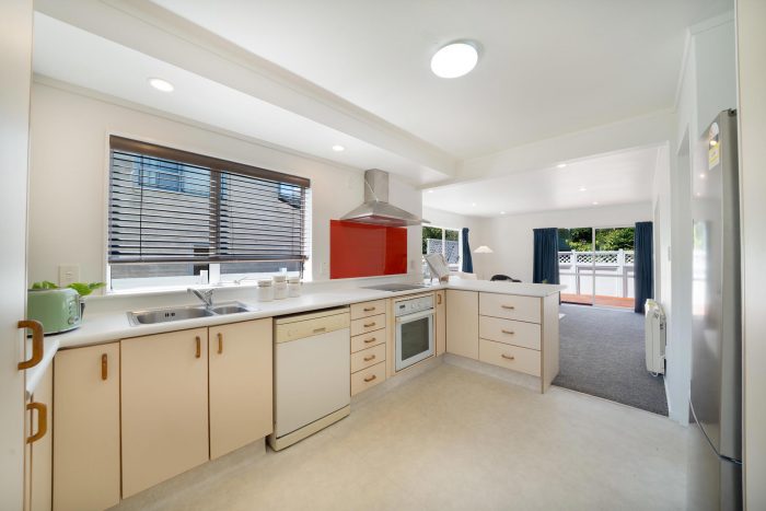 50 Hazlewood Avenue, Karori, Wellington, 6012, New Zealand