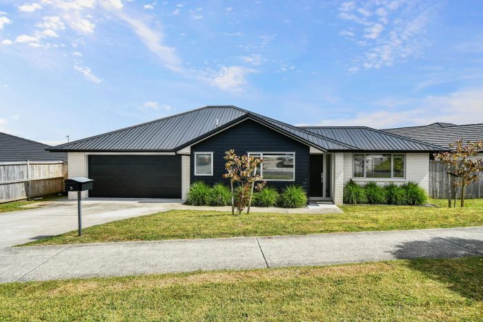 5 Leathem Crescent, Pokeno, Franklin, Auckland, 2471, New Zealand