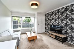 2/49 Russell Road, Manurewa, Manukau City, Auckland, 2102, New Zealand