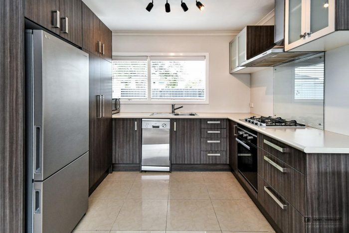 2/49 Russell Road, Manurewa, Manukau City, Auckland, 2102, New Zealand