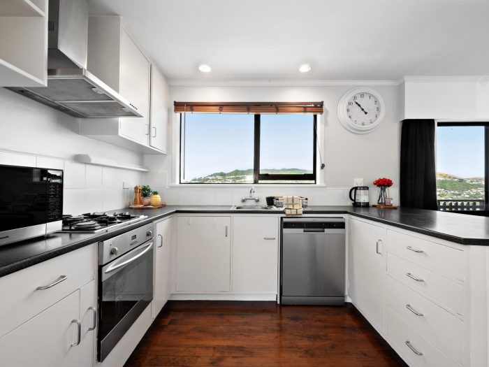 10A Ceres Crescent, Johnsonville, Wellington, 6037, New Zealand