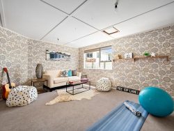 7 Tree Top Lane, Paparangi, Wellington, 6037, New Zealand