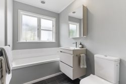 4 Arapiko Street, Johnsonville, Wellington, 6037, New Zealand