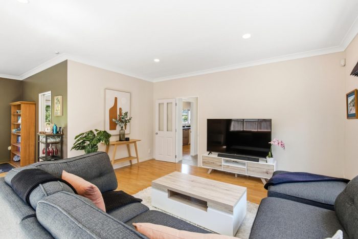 23 Chippenham Grove, Churton Park, Wellington, 6037, New Zealand