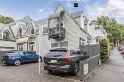 1/1 Cottleville Terrace, Thorndon, Wellington, 6011, New Zealand
