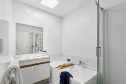 2/2 Goring Street, Thorndon, Wellington, 6011, New Zealand