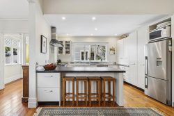 9 West Road, Northland, Wellington, 6012, New Zealand