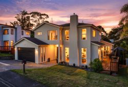 42 Newbury Place, Schnapper Rock, North Shore City, Auckland, 0632, New Zealand