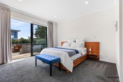 45 Pohutukawa Parade, Riverhead, Rodney, Auckland, 0820, New Zealand