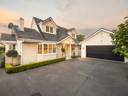 992 River Road, Queenwood, Hamilton, Waikato, 3210, New Zealand