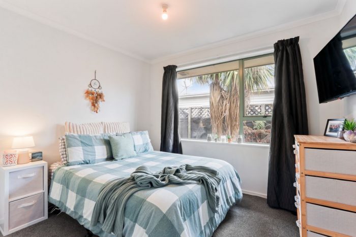 7 Baker Street, New Brighton, Christchurch City, Canterbury, 8083, New Zealand