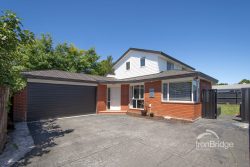 2/39A Woodbury Street, Avonhead, Christchurch City, Canterbury, 8042, New Zealand