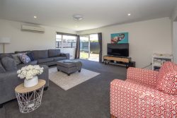 2/39A Woodbury Street, Avonhead, Christchurch City, Canterbury, 8042, New Zealand