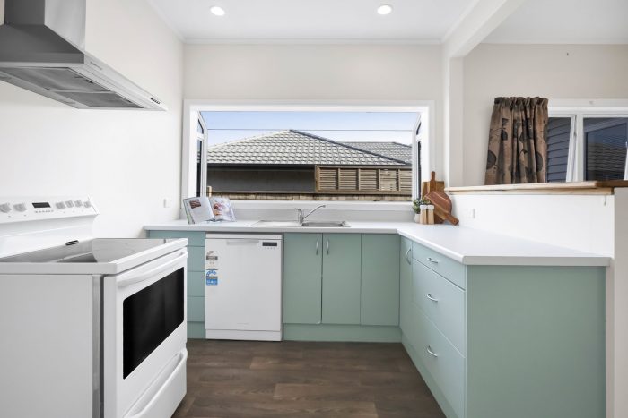33 Upjohn Street, Brooklands, New Plymouth, Taranaki, 4310, New Zealand