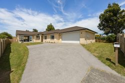 17A Alpers Ridge, Cambridge, Waipa, Waikato, 3432, New Zealand