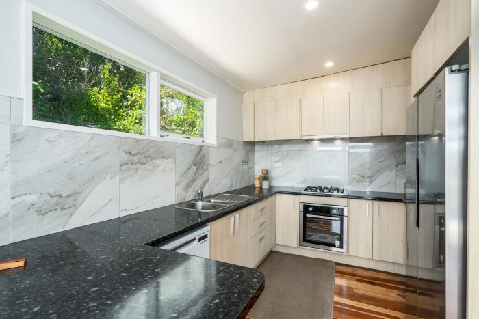12A Silverbirch Grove, Churton Park, Wellington, 6037, New Zealand