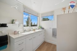 15 Compass Court, Paraparaumu, Kapiti Coast, Wellington, 5032, New Zealand