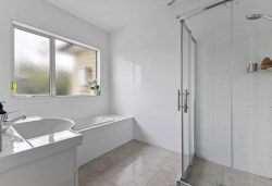 32 Cooladerry Place, Rosehill, Papakura, Auckland, 2113, New Zealand