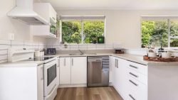 1/10 Denver Grove, Totara Park, Upper Hutt, Wellington, 5018, New Zealand