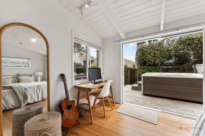 25 Esme Grove, Omaha, Rodney, Auckland, 0986, New Zealand