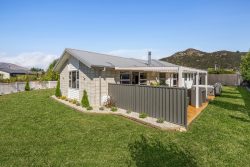 18 Finch Street, Albert Town, Central Otago, Otago, 9305, New Zealand