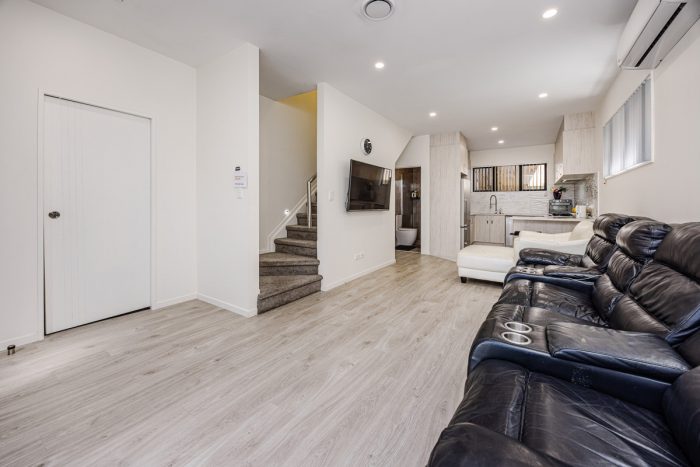 5/97 Great South Road, Manurewa, Manukau City, Auckland, 2102, New Zealand