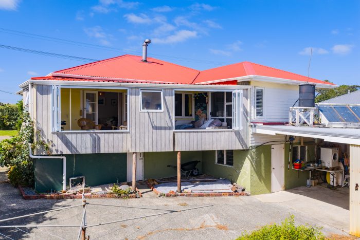 1 Griffin Road, Maungaturoto, Kaipara, Northland, 0520, New Zealand