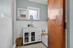 1 Griffin Road, Maungaturoto, Kaipara, Northland, 0520, New Zealand