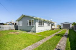 7 Elizabeth Street, Patea, South Taranaki, Taranaki, 4520, New Zealand