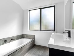 33 Home Street, Winton, Southland, 9720, New Zealand