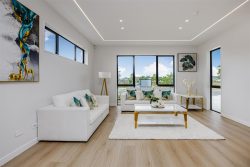 30 Kakano Street, Clevedon, Manukau City, Auckland, 2582, New Zealand