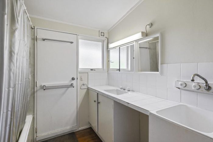 15 Lynmore Avenue, Lynmore, Rotorua, Bay Of Plenty, 3010, New Zealand